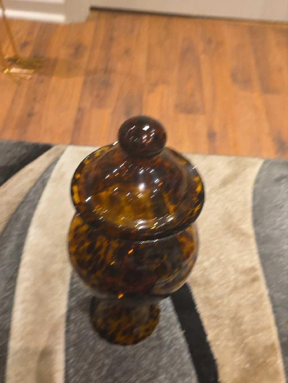Vintage Amber and Dark Brown Tortoiseshell Glass Jar with Lid - Vintage - Picture 4 of 12